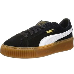 PUMA sneakers/Suede upper/ Rubber gum sole/Size 9